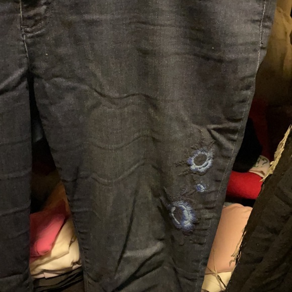 Women's jeans - Picture 3 of 5